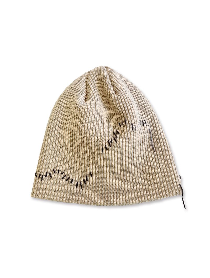 Wave Hand Stitch Detail Beanie / Beige