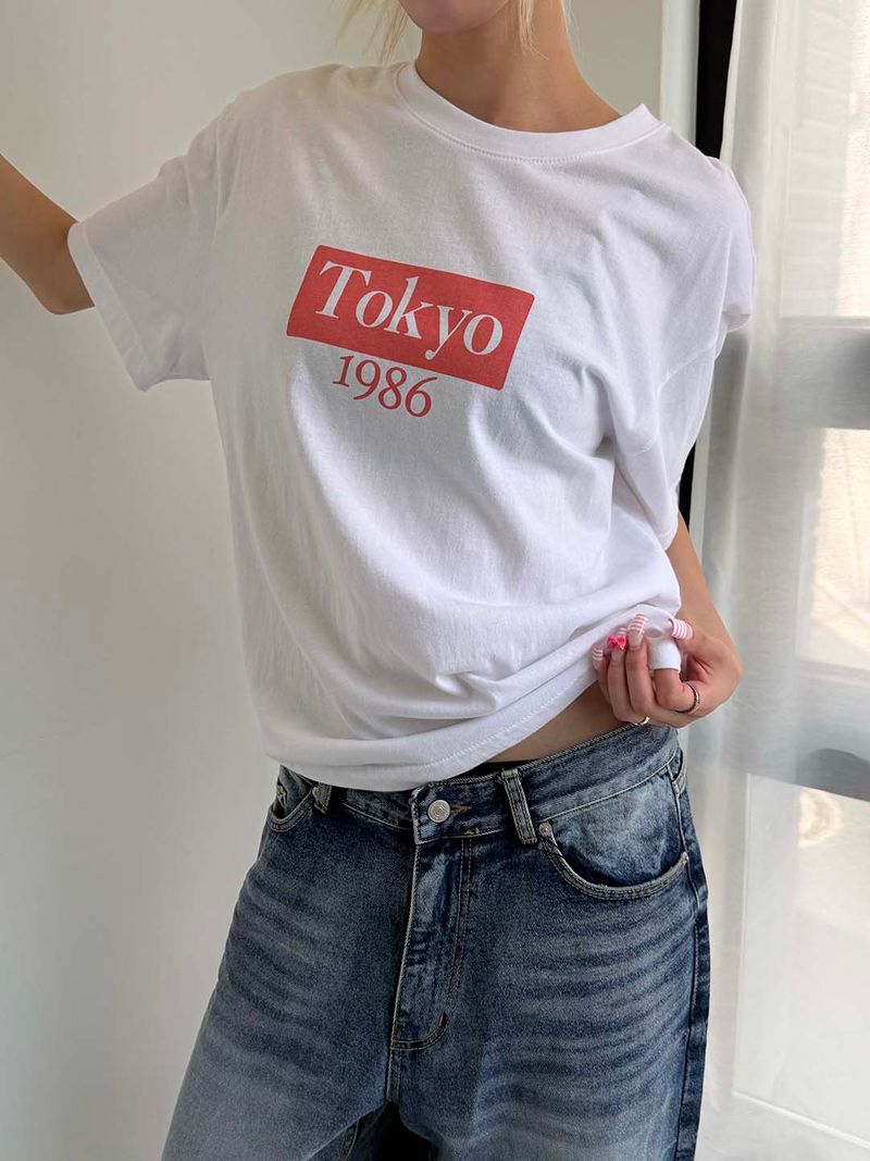 MUZESEOUL（ミューズソウル）の「トーキョー 1986 レタリング Tシャツ(3color)（トップス）」