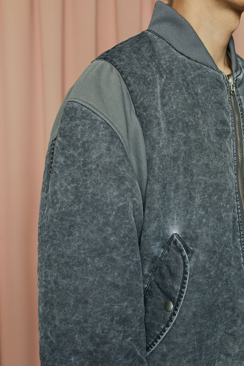 PIGMENT MA-1 JUMPER / CHARCOAL