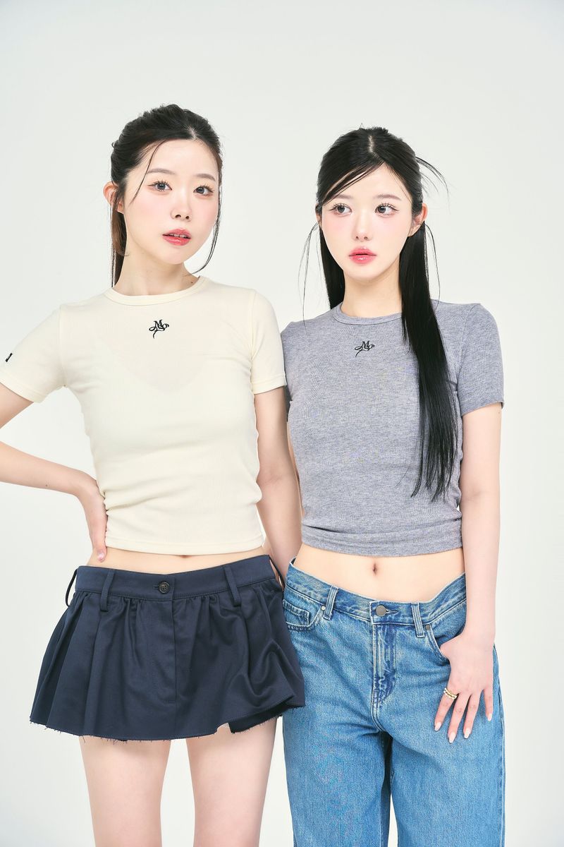 made of silk（メイドオブシルク）の「リボンロゴ刺繍半袖Tシャツ / ribbon LOGO embroidery H/S TEE（Tops）」