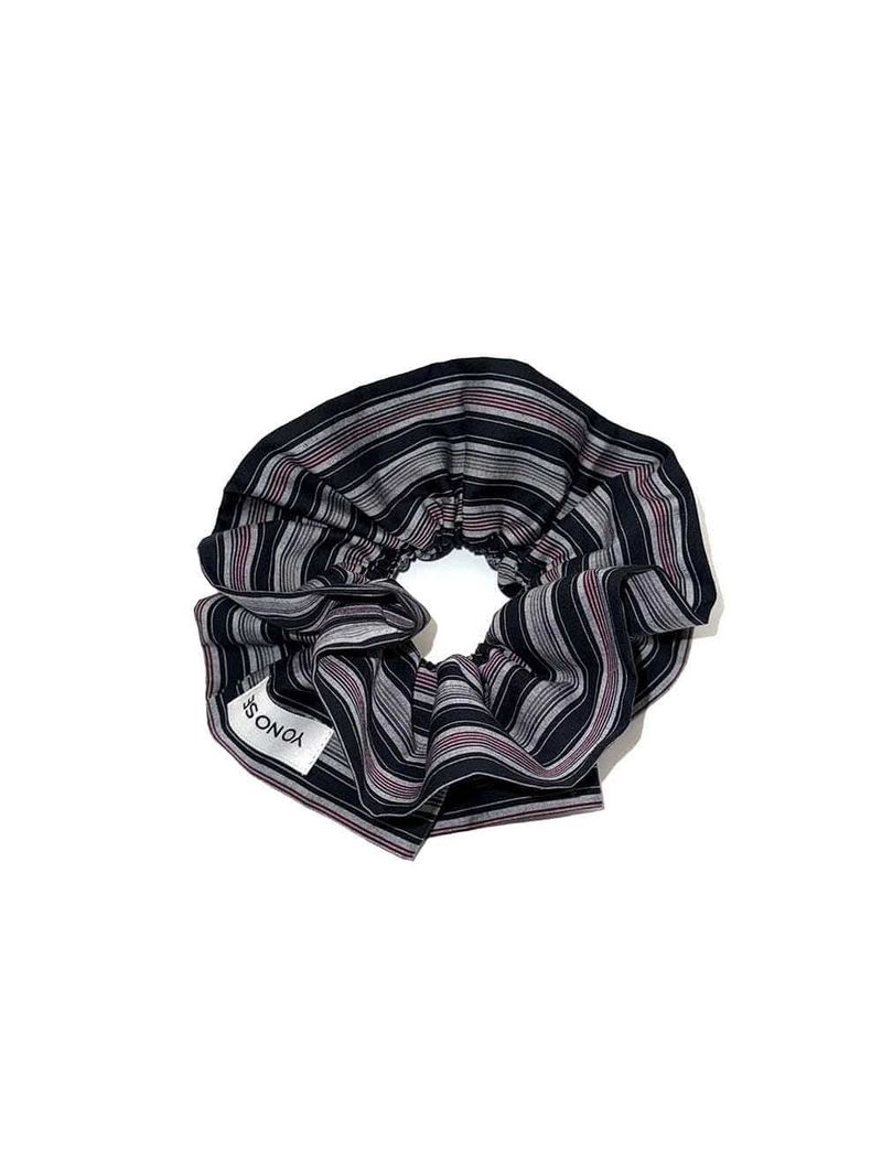PETAL STRIPE SCRUNCH / BLACK