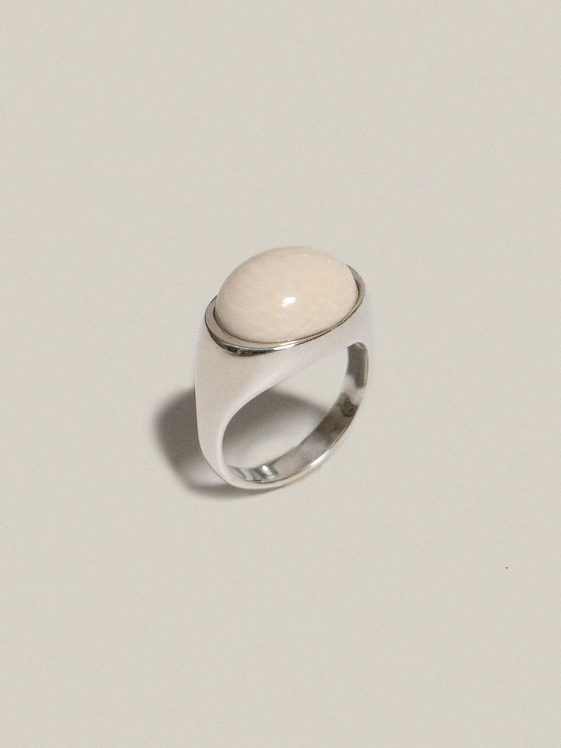 partez（パルテ）の「Bonbon Ring Ivory（Accessories）」