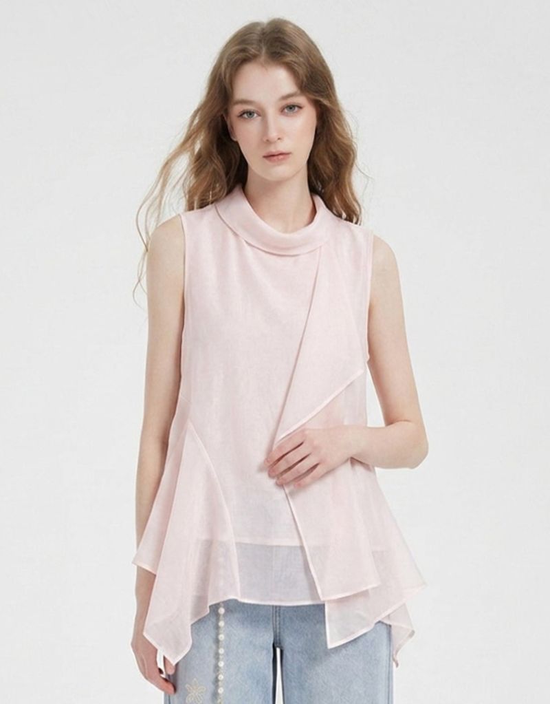 TWEEDY-A（ツウィーディア）の「ルーンハイネックアンバランスドレープレイヤードスリーブレスブラウス Pink（トップス）」