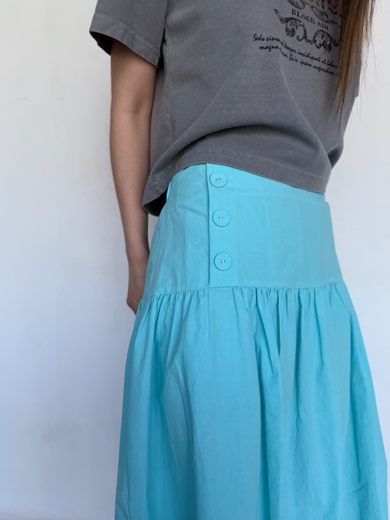 side button midi skirt