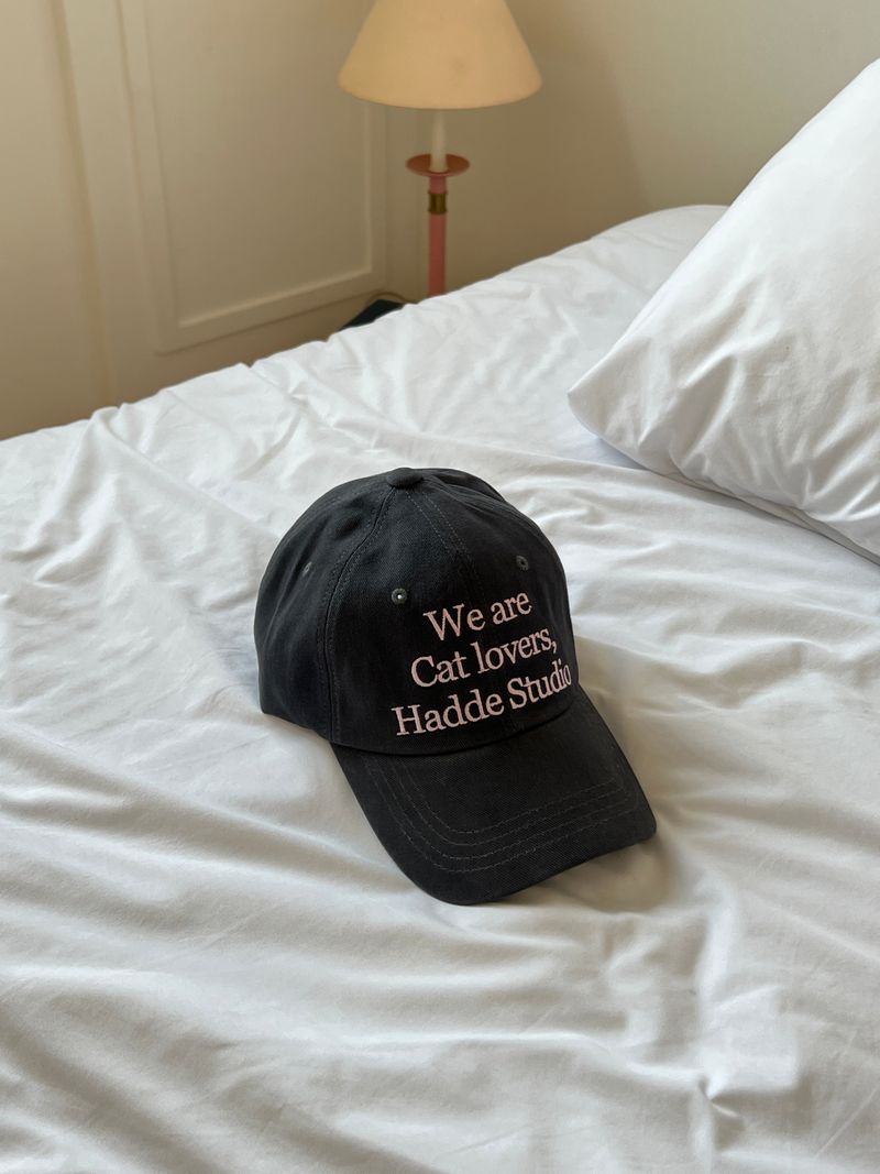 WE ARE CAT LOVERS, WASHING GRAY BALL CAP