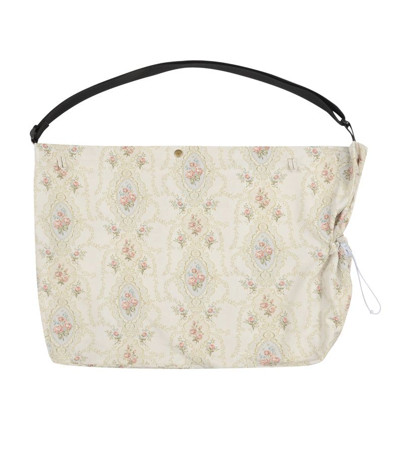 CHANCECHANCE（チャンスチャンス）の「FLORAL PATTERN MESSENGER BAG（Bags）」