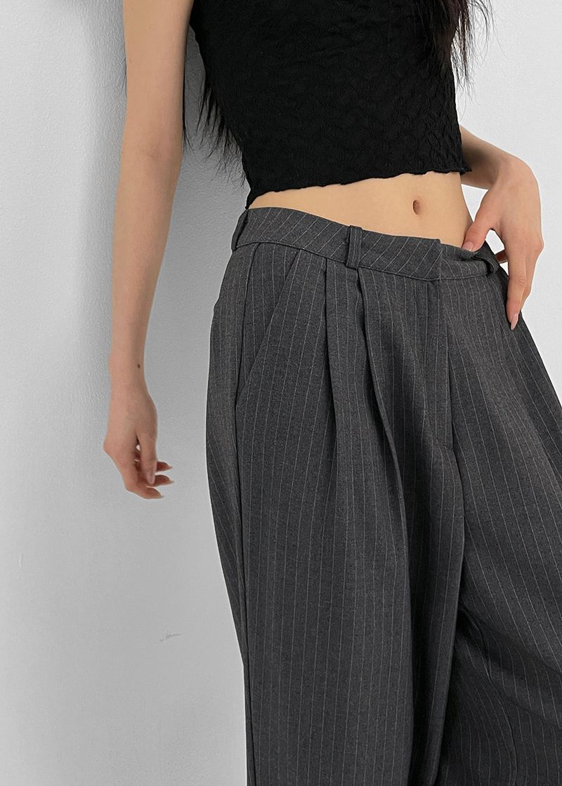 [MADE] Goldin two-tuck striped slacks