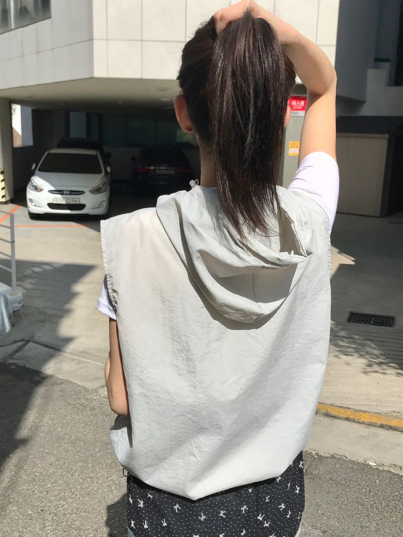 Clif vest