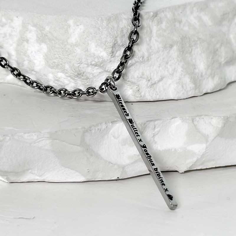SS-lettering bar chain necklce_black silver