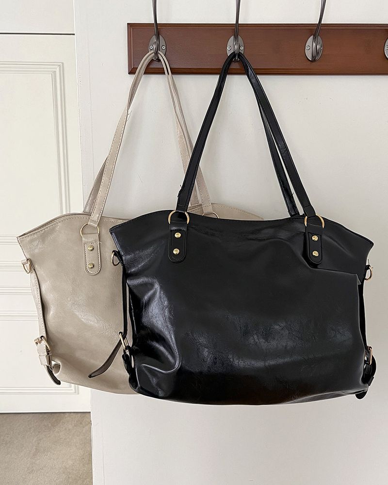 WONDER WONDER（ワンダーワンダー）の「Gomez Vintage Leather Big Cross Shoulder Bag（Bags）」