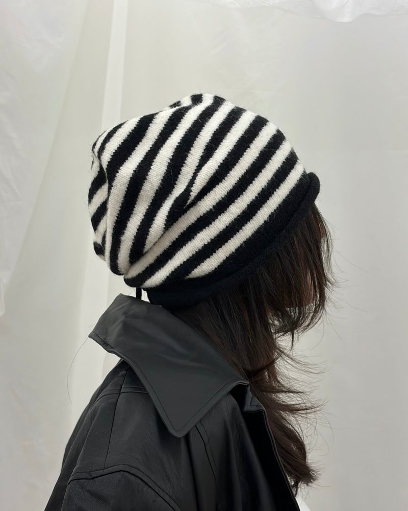 fungus（ファンガス）の「コージーストライプビーニー (2colors)（帽子）」