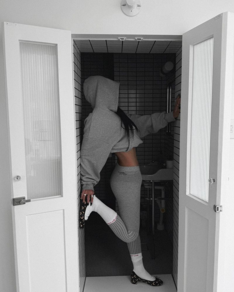8PM Hoodie in grey