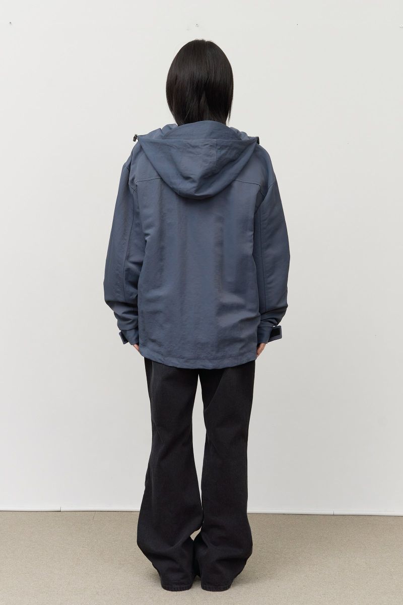 Vault Windbreaker