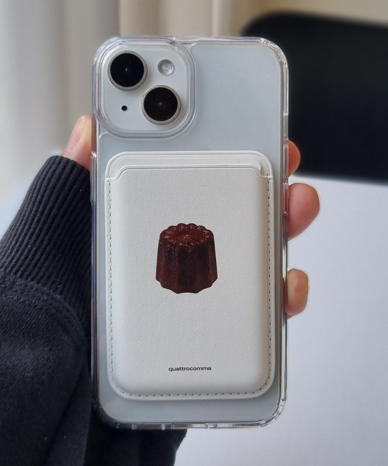quattrocomma(クアトロコンマ)の「canelé MagSafe leather card wallet (Smartphone Accessories)」