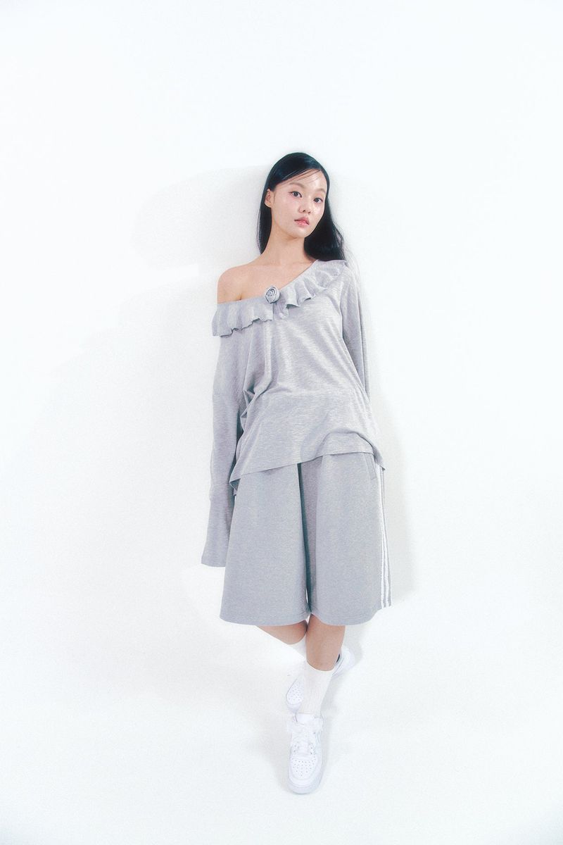 Bermuda Lace Pants Gray