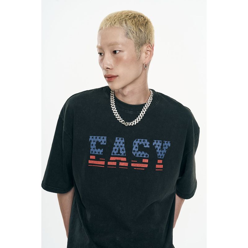 EASY NO EASY(イージーノーイージー)の「Washed Crack Star Short Sleeve - Black(Tops)」