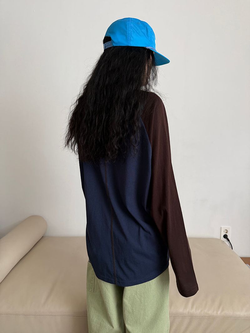 line raglan T