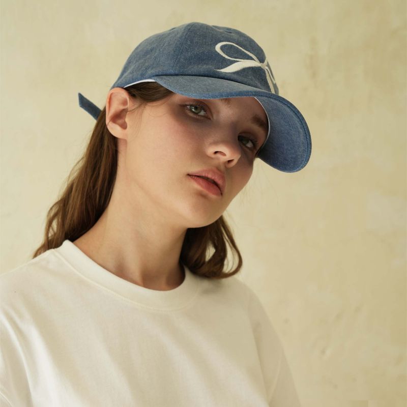 Blue Pigment Ribbon Cap