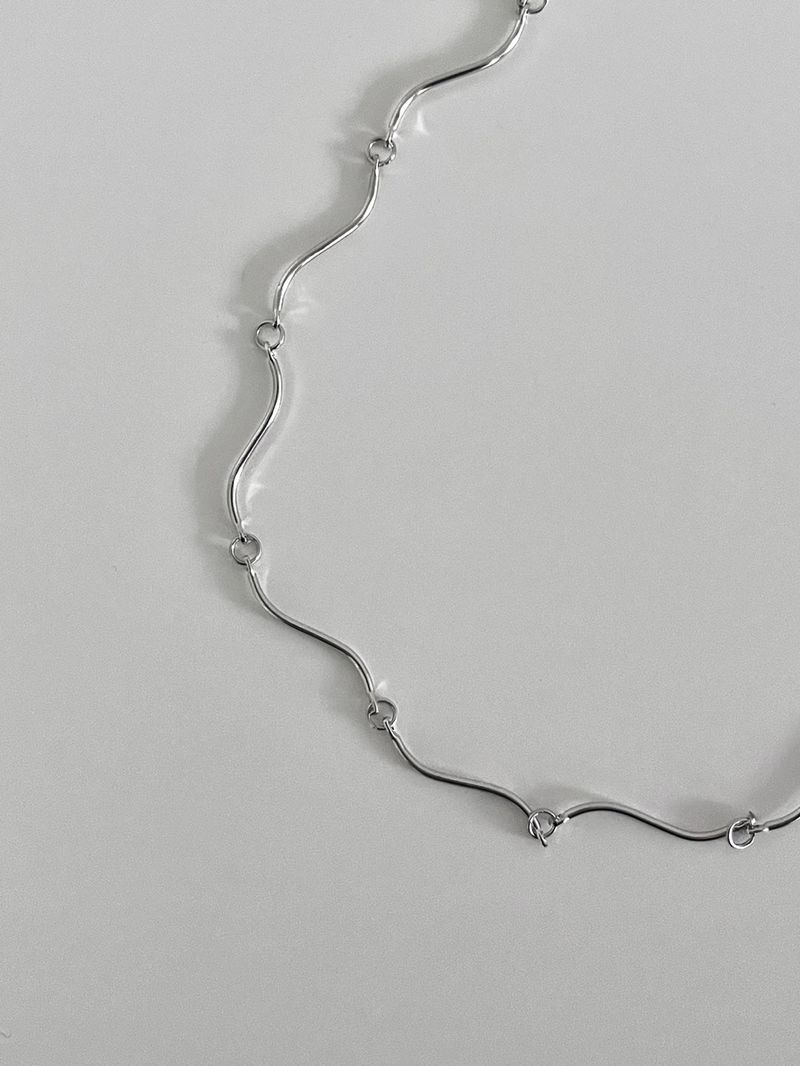 Mariposa necklace