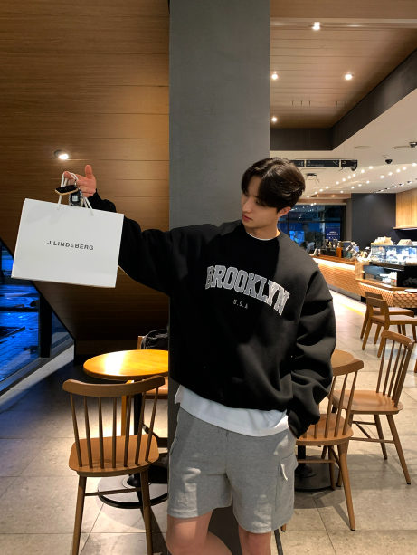 Urban Double Middle Premium Brooklyn Over Sweatshirt