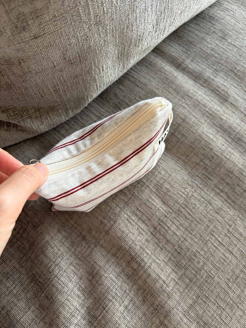 Twin stripe flat pouch - brown , M size