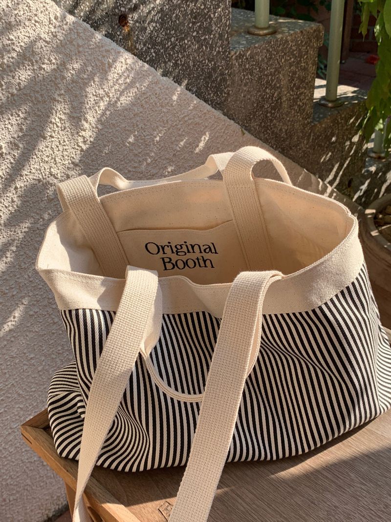 stripe reversible bag - deep black