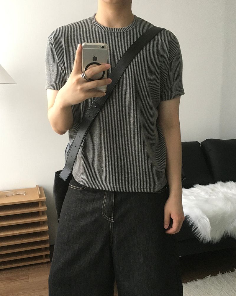 Ribbed Two-Tone Muscle Fit Short Sleeve