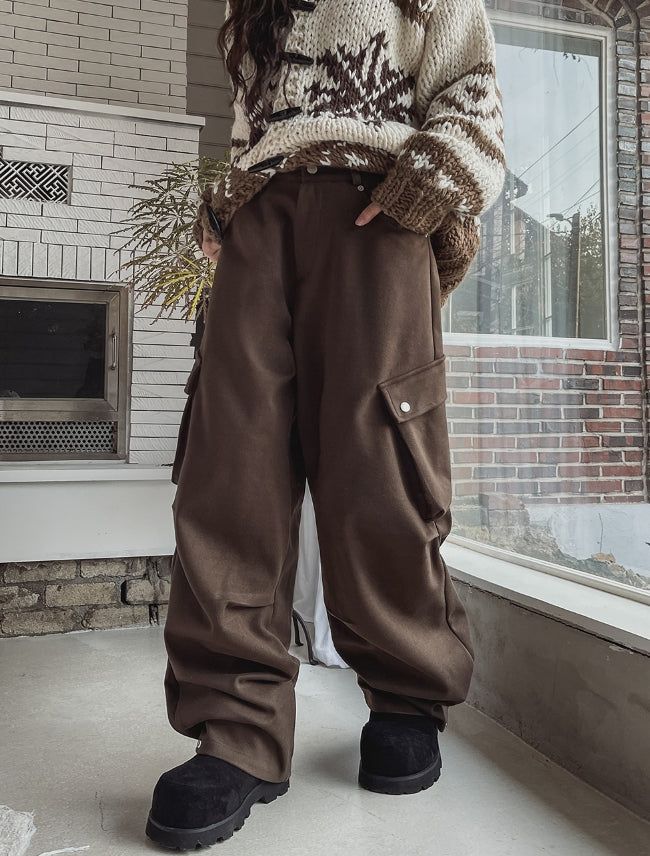 ULAN（ユレン）の「[wool20%] ケインピンタックスナップウールカーゴパンツ（パンツ）」