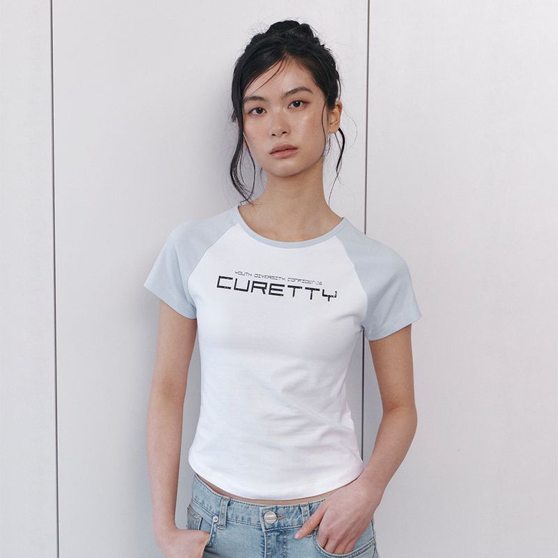 Curetty（キュリティ）の「CコントラストラグランスリムTシャツ - ライトブルー（トップス）」