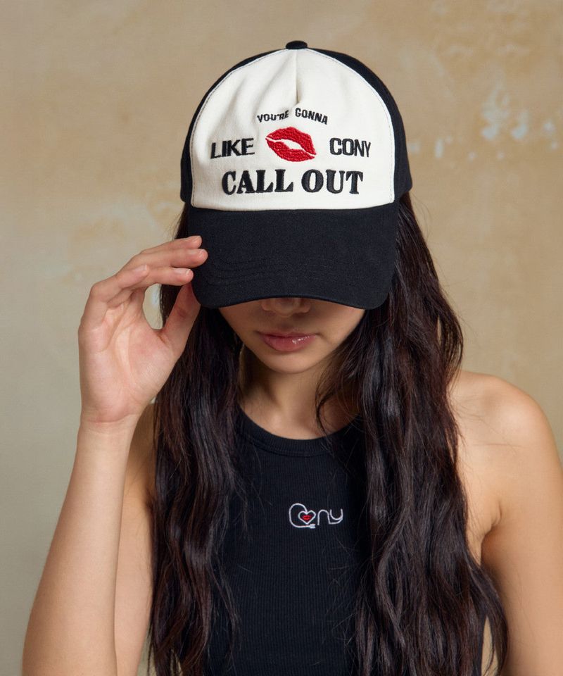 CALLOUT LIPS LOGO BALL CAP / [ BLACK/WHITE ]