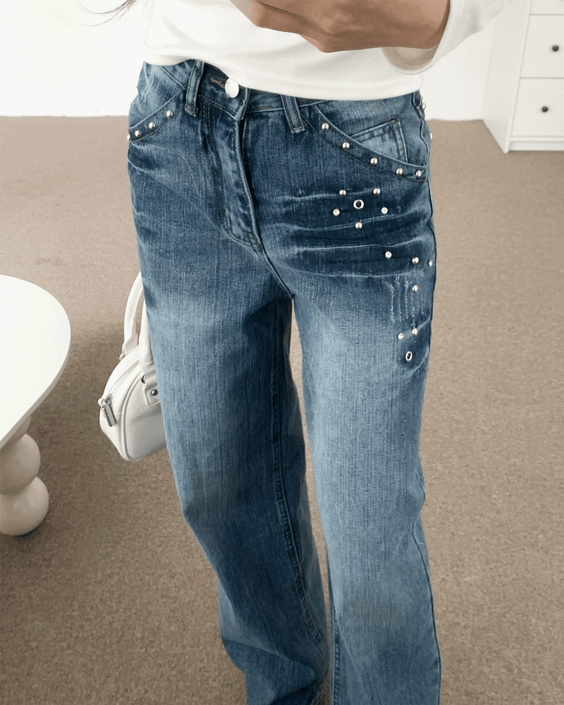 GUSTA（グスタ）の「Rivet eyelet punching washed wide denim pants (Denim)（Pants）」
