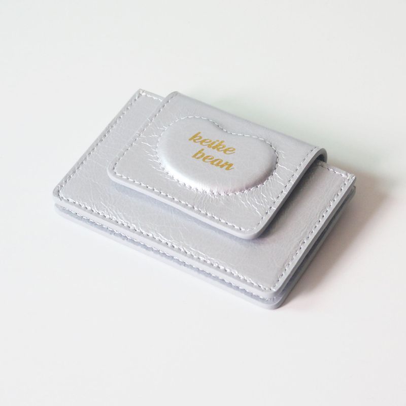 shape of' wallet - silver bean