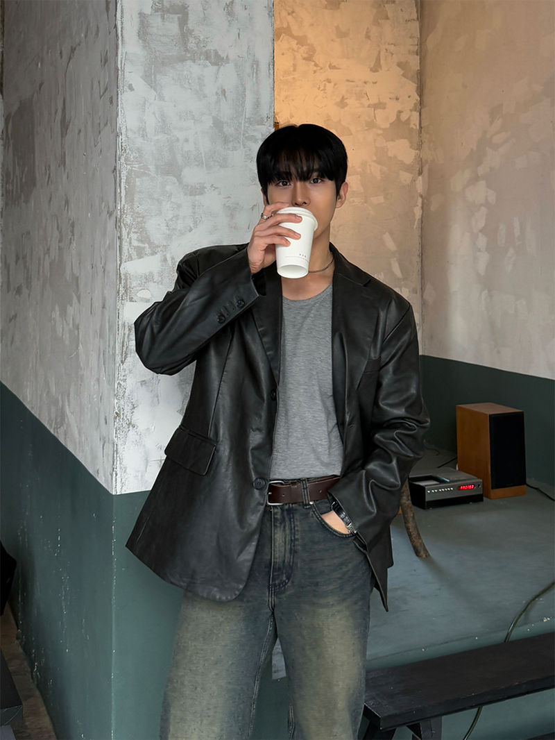 AVAND(アバンド)の「Equal two button leather blazer(Jackets/Outerwear)」
