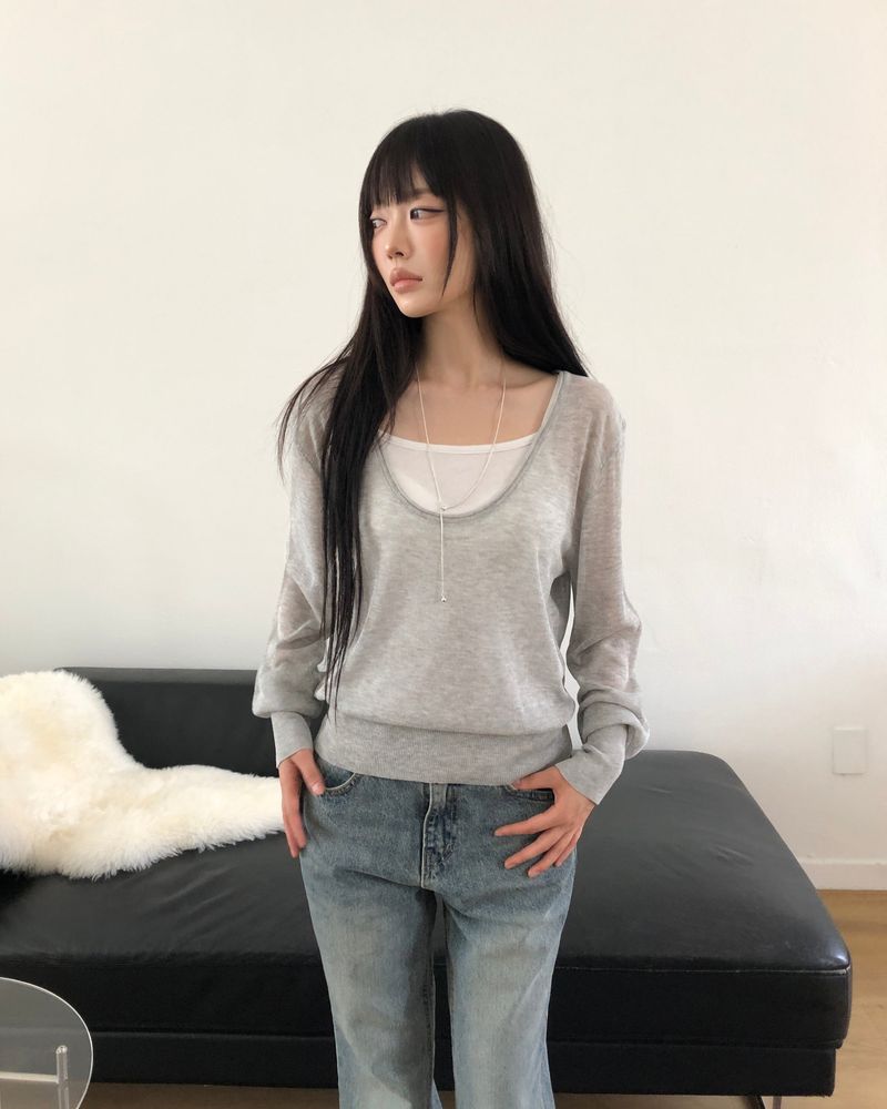 WONDER WONDER(ワンダーワンダー)の「Marda Deep U-Neck Long-Sleeve T-Shirt(Tops)」