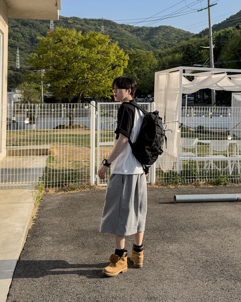 Bant Heavy Sweat Four-Tuck Bermuda Pants