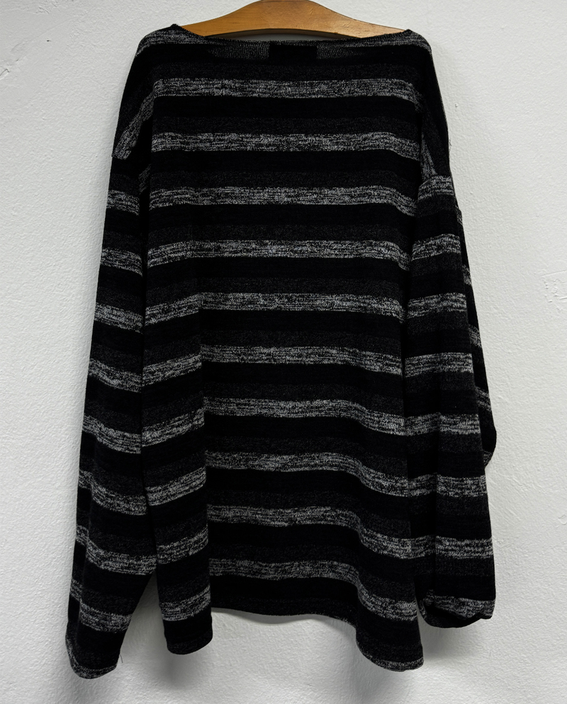 SHOULDER SNAP WARMER POINT STRIPED KNIT🤎🖤🧸 - 2 COLORS