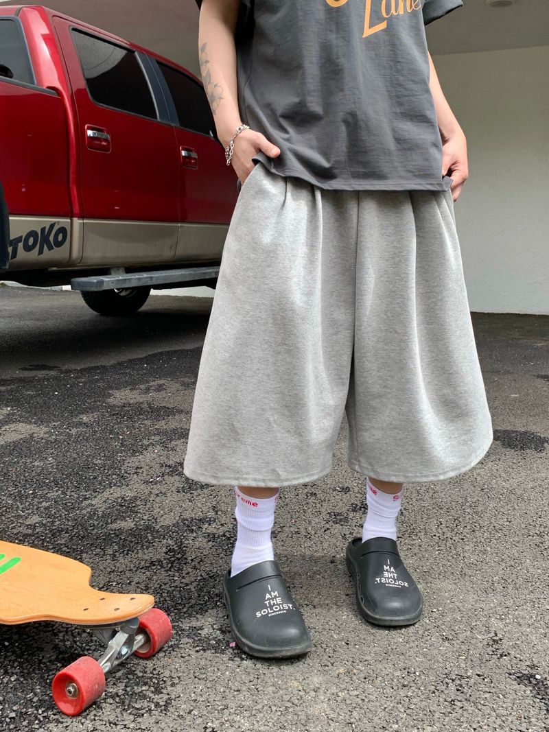 DISCERNMENT（ディサーンメント）の「Double Cream 7-quarter Bermuda Pants 5C（Pants）」