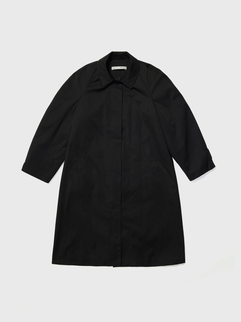 Curvy Line Mac Coat Black