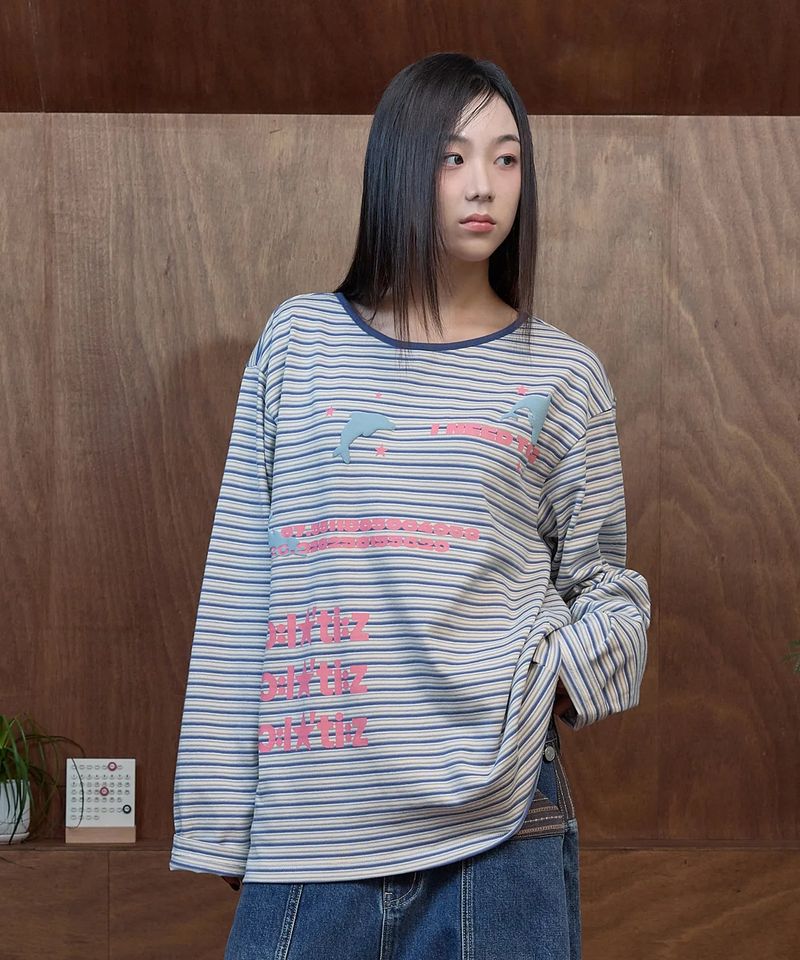 WaiKei（ワイケイ）の「ストライプ ドルフィン ロングスリーブ Tシャツ（トップス）」
