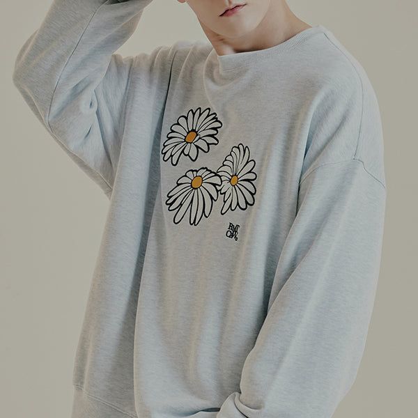 ROMANTIC CROWN（ロマンティッククラウン）の「TRIPLE DAISY CREWNECK（Tops）」