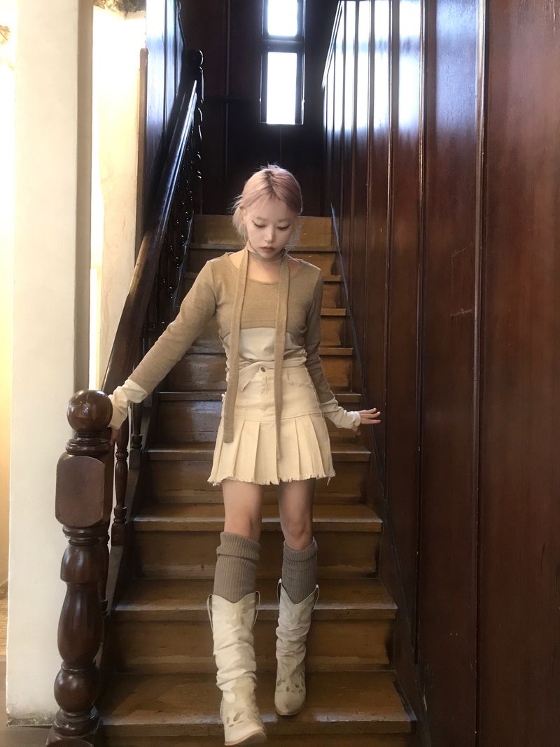 High-Waist Cutting Damage Pleated Skirt