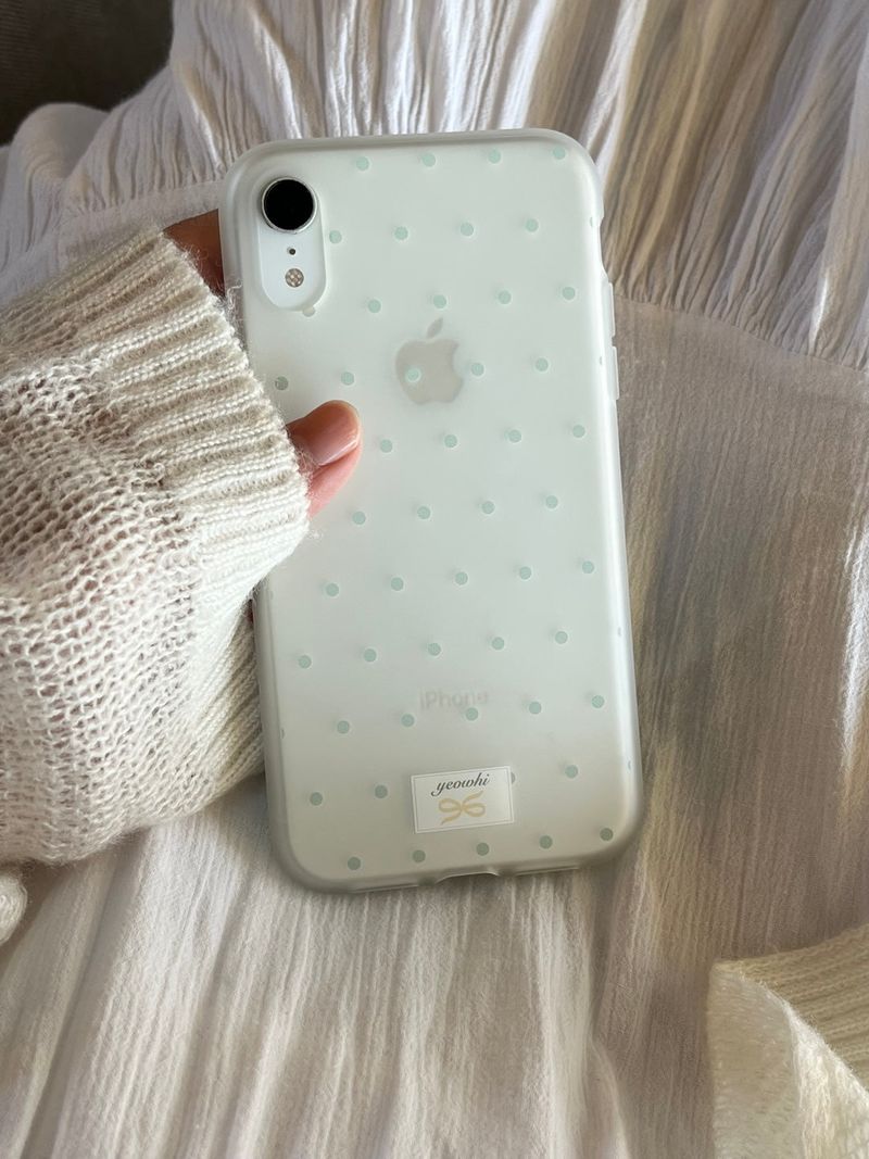 yeowhi（ヨウィ）の「dot phonecase 반투명 도트 땡땡이 케이스 green（Smartphone Accessories）」
