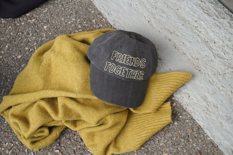 Friends Together Cap - Charcoal