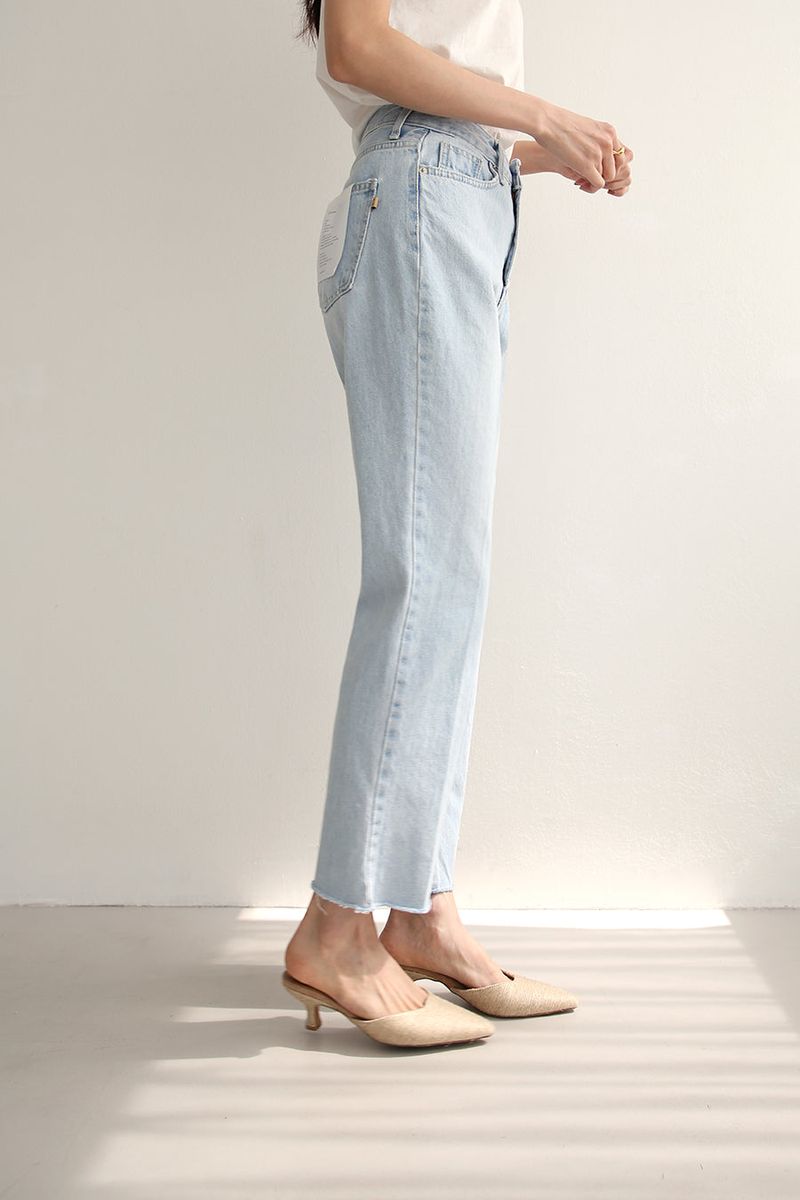 PERRIER JEANS