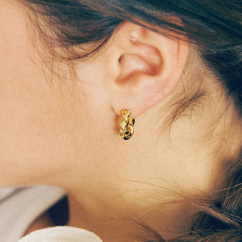 Wist Earring