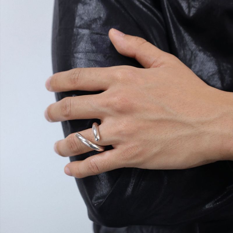 【MADE】 Men's open coil ring glossy