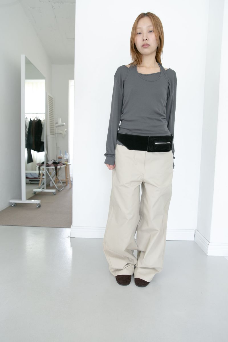 soft halterneck sleeveless top(3colors)