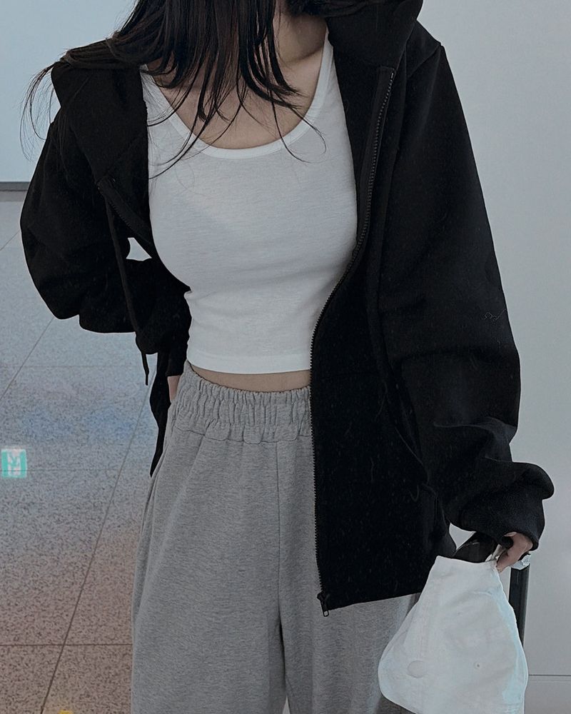 Rati Sleeveless