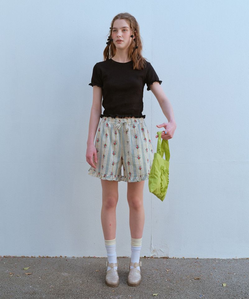  RUFFLE HEM SHORTS, BEIGE (WALL PAPER)