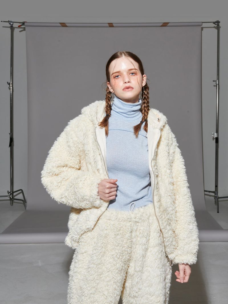 CLUMPY FUR JUMPER
